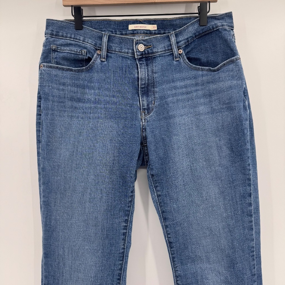Levis Jeans Women 33 Blue Curvy Bootcut Denim Stretch Mid Rise Medium Wash - Picture 3 of 14